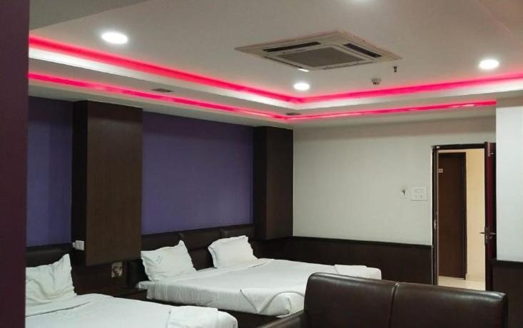 Hotel Vjr Residency By Hotelscart Hyderabad Exterior foto