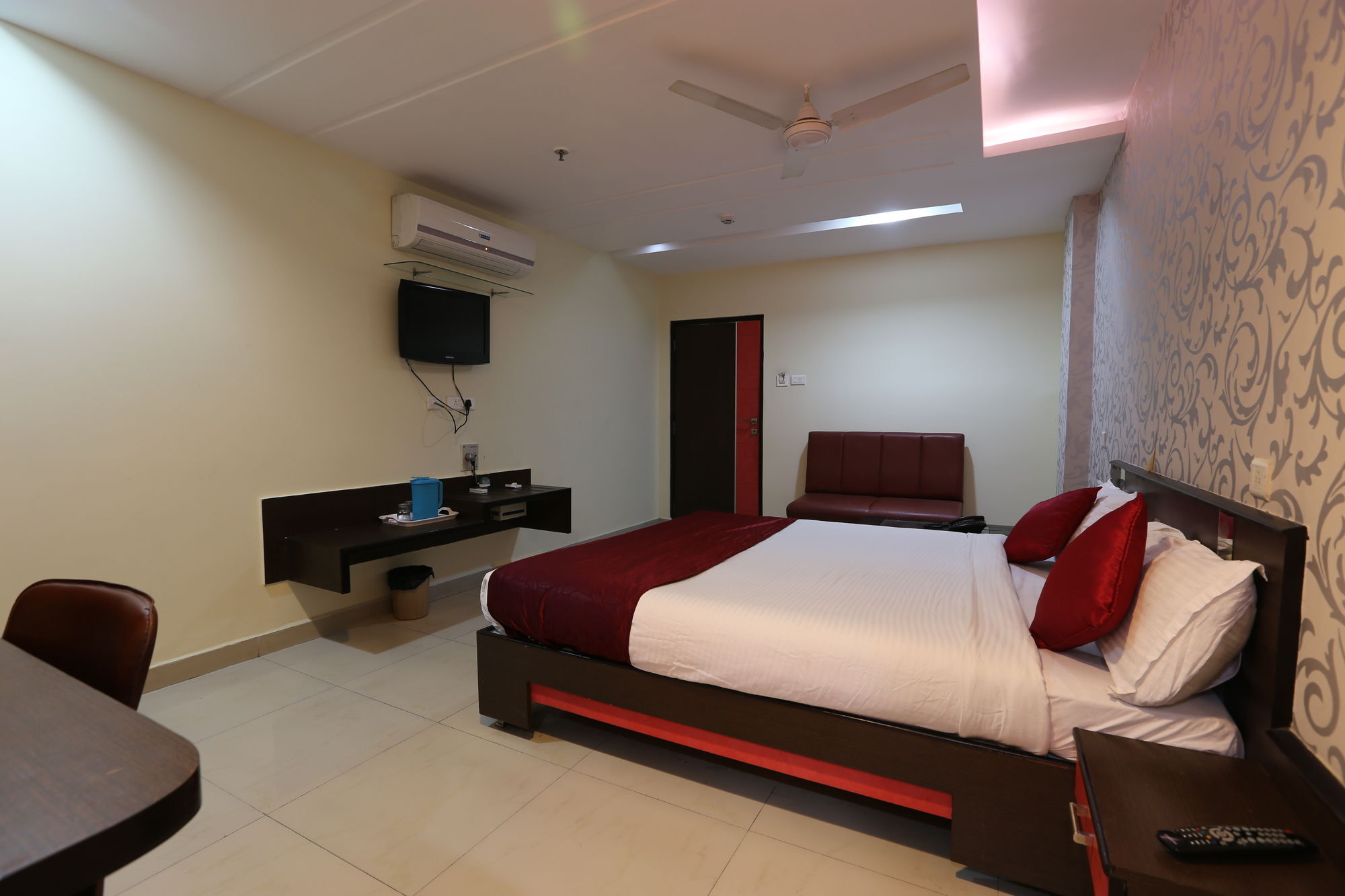 Hotel Vjr Residency By Hotelscart Hyderabad Exterior foto